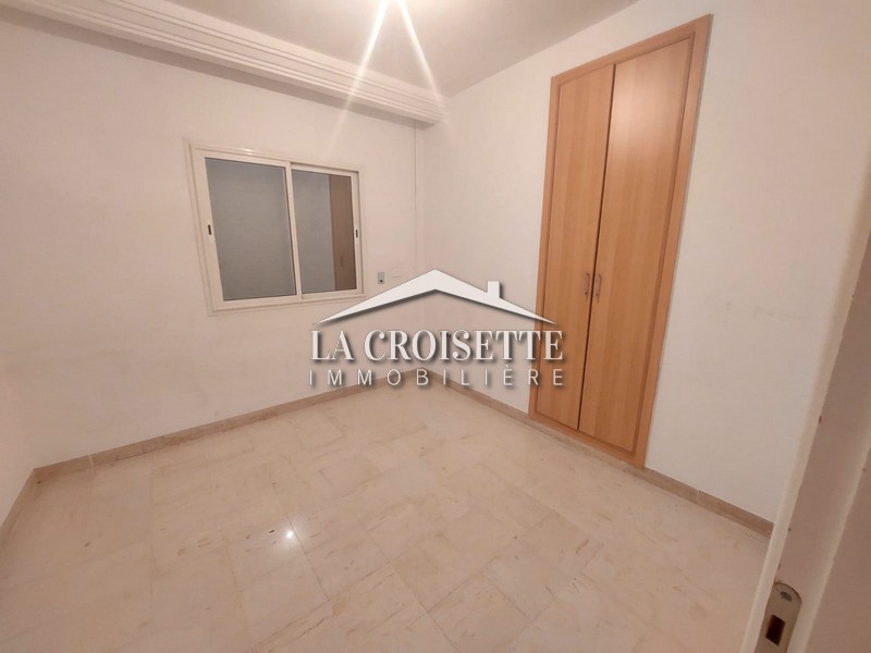 Appartement S+3 à La Marsa